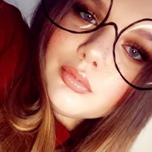 Meet your Posher, Calyn